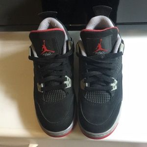 Air Jordan Bred 4s